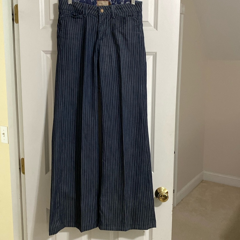Paige HILLHURST wide leg eans